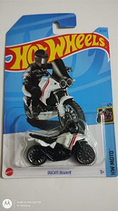 Hot Wheels Ducati desert X