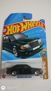 Hot Wheels Mercedes Benz 500E