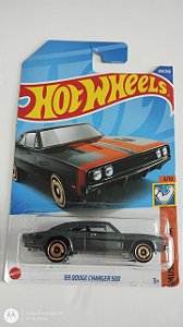 Hot Wheels 69 Dodge Charger 500