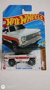 Hot Wheels 75 Chevy Blazer Custom