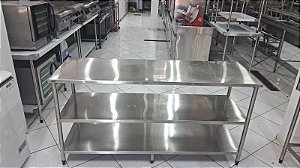 Mesa inox 1.80x60x92 semi nova. com duas prateleiras