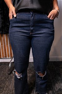 Calça destroyed jeans escura 44/46