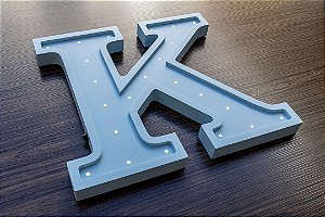 Letra K Luminosa em MDF com LED - Adicione um toque de encanto ao ambiente.