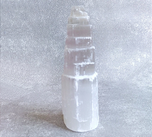 Torre de Selenita 14cm - "Limpeza Energética"