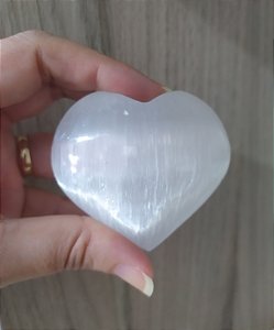 Coração de Selenita Polido 6cm - "Limpeza Energética"