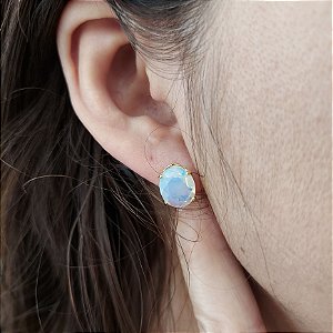 Brinco de OPALINA PEDRA DA LUA 8x10mm. Pedras Naturais Banhado a Ouro
