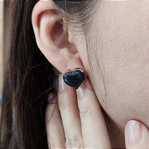 Brinco de PEDRA DA ESTRELA 13mm. Pedras Naturais Banhado a Ouro