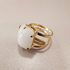 Anel Retangular Quartzo Branco 13x18mm. Pedras Naturais. Banhado a Ouro