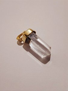 Pingente Ponta Vibrada Castao. Cristal 17x7mm. Pedras Naturais Banhado a Ouro