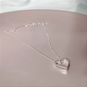 Colar gratidão coração vazado
