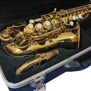 Soprano Curvo Sopranino Saxofone Milano Mib Usado com Case (Usado)