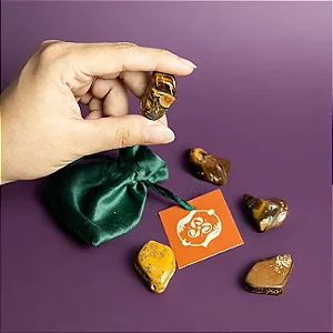 Olho De Tigre Pedra Rolada (Cristal para Coragem e Prosperidade) (Preço Sugerido de Venda: 8,00)