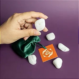 Quartzo Leitoso Pedra Rolada (Cristal da Paz) (Preço Sugerido de Venda: 8,00)