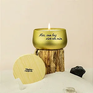 Vela Aromática Vegetal Mãe 200g Aroma Mãe Terra (Escolha A Cor) Preço Sugerido de Venda R$75,00