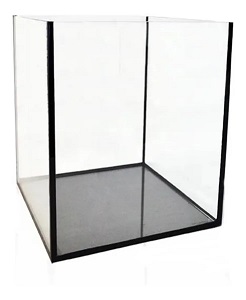 AQUARIO CUBO PLANT S/ TAMPA CP 25X25X25CM 3M