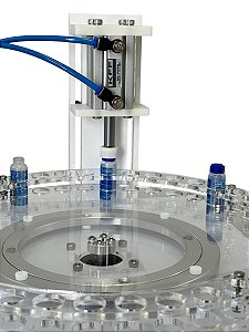 Envasadora Rotativa para Líquidos e Óleos com Botoque