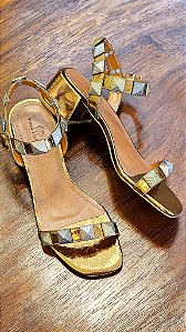Sandália Bronze Tachas