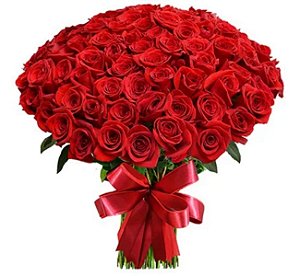 Bello Buquê Com 100 Rosas