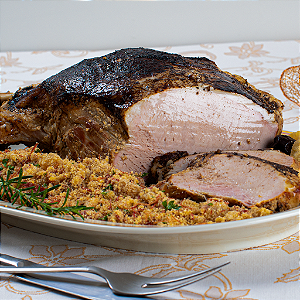 Pernil temperado, cozido e defumado grande com Osso 4,590 kg