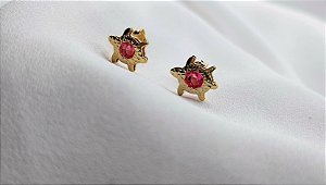 Brinco de tartaruguinha com pedra rosa
