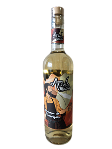 Cachaça Amburana Aows Mininu