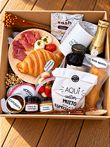 Cesta Celebration - Um café especial em Curitiba