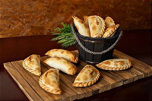 Empanada Argentina - Caprese