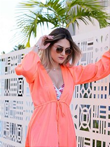 Saída Larissa Neon