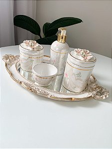 Kit higiene floral com filete de ouro 5 peças