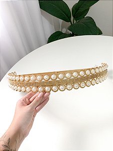 Dossel dourado com pérolas e strass
