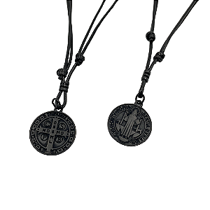 Colar cordão ajustável de couro pingente MEDALHÃO
