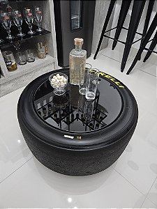 Mesa de Centro Pneu Slick - Pirelli 305/680 18"