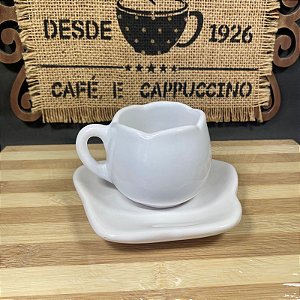 XICARA DE FLOR ARTESANAL TULIPA DE CAFE COM PIRES (LISA) 80ml - UNIDADE