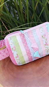 Necessaire Patchwork com mix de tecidos