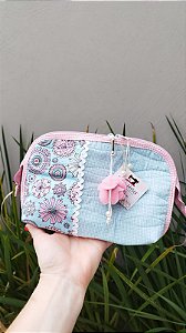 Necessaire com ziper duplo e 3 compartimentos