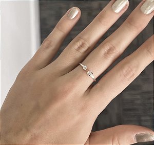 Anel Regulável com Ponto de Luz em Prata 925