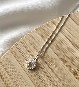 Colar de Coração Cravejado em Prata 925