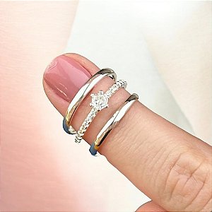 Par Aliança tradicional 2mm com Solitário Cravejado