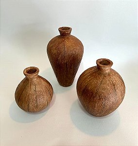 Trio de Mini Vasos Decorativos em Poliresina Madeira Escura