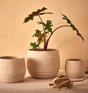 Cachepot em Cimento Claro Modelo Ondulado (3 Tamanhos)