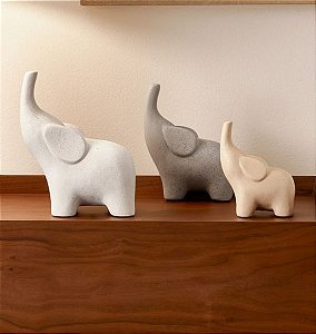 Trio de Esculturas Decorativas de Elefantes em Cerâmica (3 Peças)