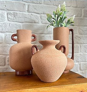 Trio de Vasos Decorativos em Cerâmica Terra