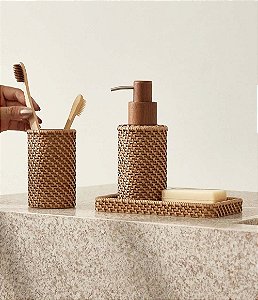 Kit Saboneteira e Porta Escova com Aspecto de Rattan (3 peças)