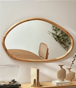Espelho Decorativo Orgânico Grande com Moldura em Madeira (142x84)