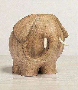 Escultura de Elefante em Poliresina com Aspecto de Madeira (G)