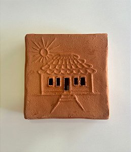Tijolinho Decorativo de Barro Casa e Sol II (15x15) | Coleção Barrolândia