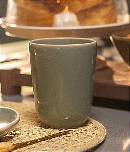 Caneca em Cerâmica Verde Sálvia (300ml) | Linha Vivant