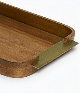 Bandeja em Madeira com Alças em Metal Dourado (2 tamanhos)