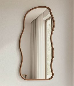 Espelho Decorativo Grande Orgânico com Moldura em Madeira Escura (180x89x04)