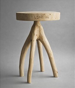 Banco Redondo em Madeira Cru por Leno (55x30)